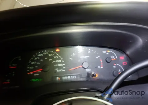 2005 Ford Excursion Xlt z USA, uszkodzony, nr VIN 1FMSU41P25EC24926